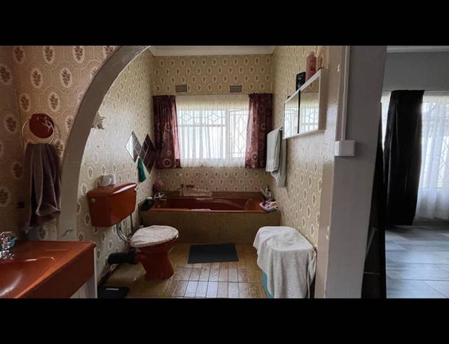 3 BEDROOM HOUSE FOR SALE IN BOKSBURG WEST
